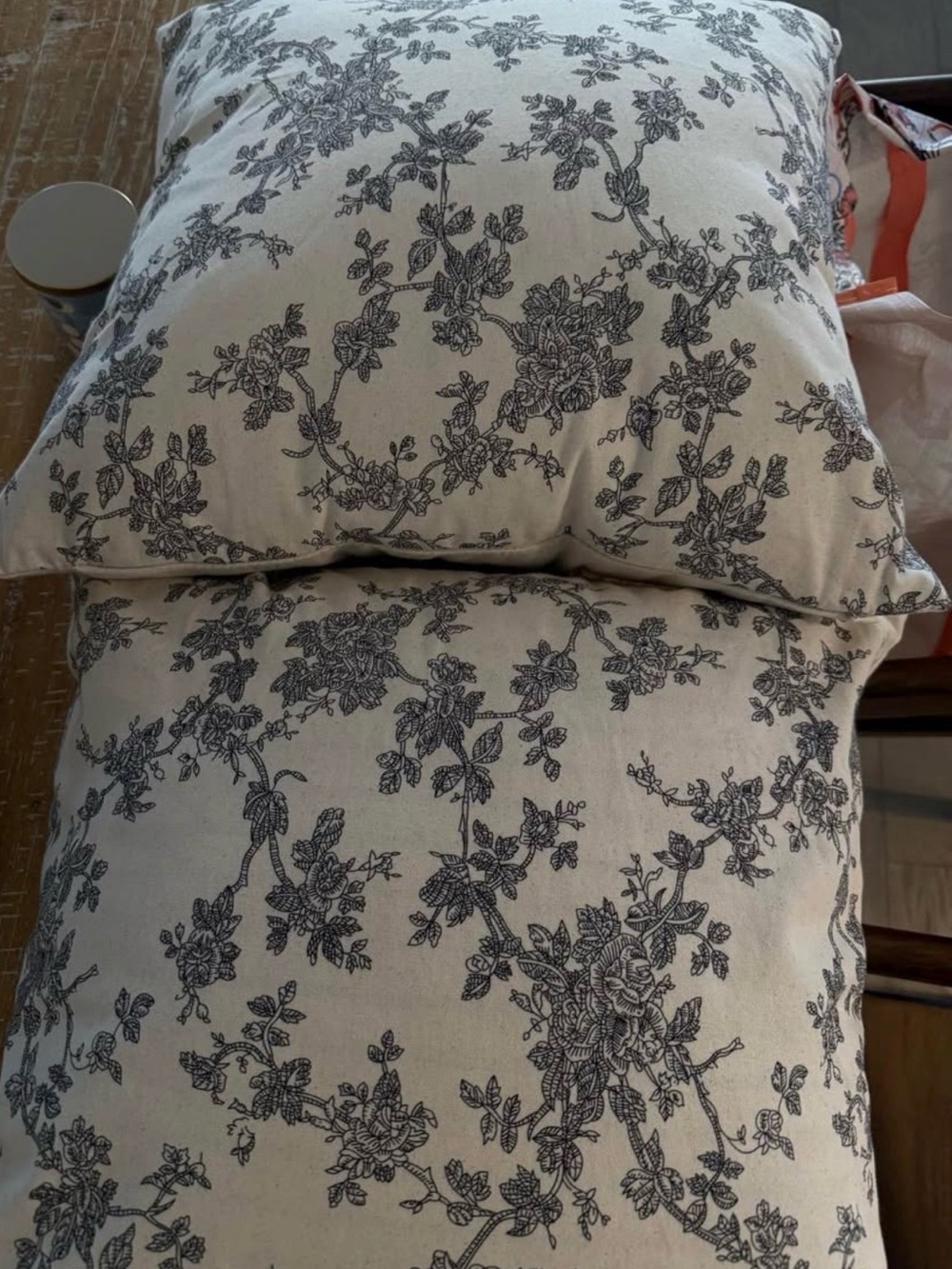 Floral Print Cotton Pillow Sham - Neutral Cream and Black